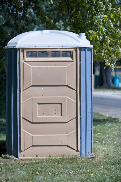 Best Porta potty rental near me  in Caledonia, MI
